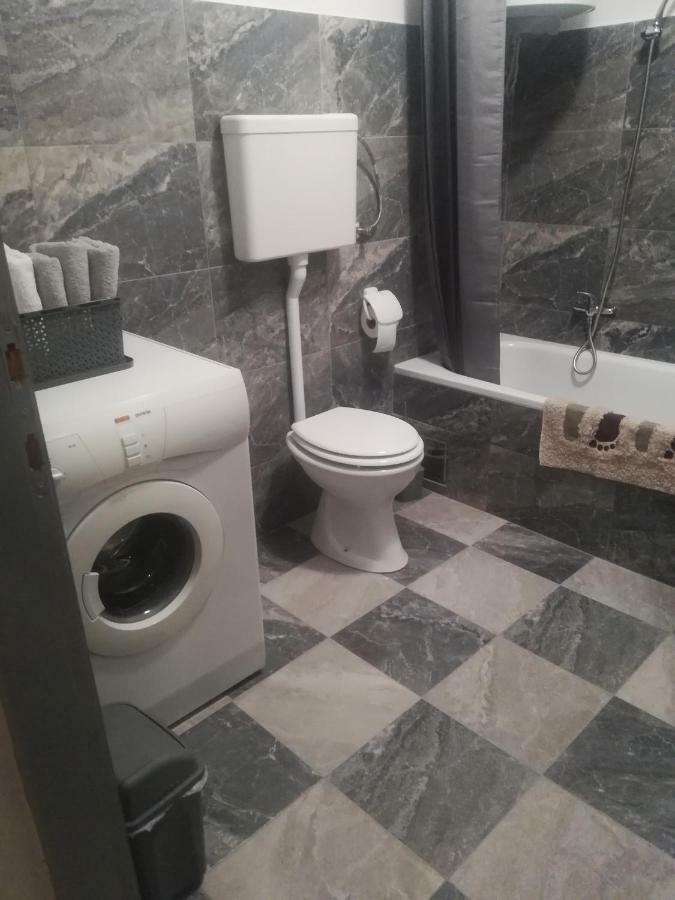 Apartmani Marin Vukovar Exterior foto